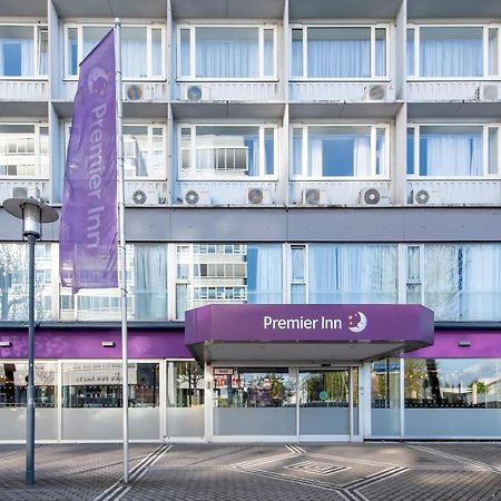 Premier Inn Saarbruecken City Centre Exterior photo