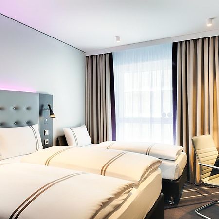 Premier Inn Saarbruecken City Centre Exterior photo