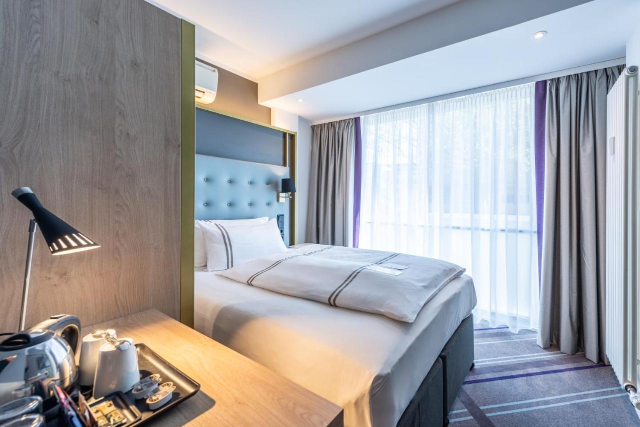 Premier Inn Saarbruecken City Centre Exterior photo